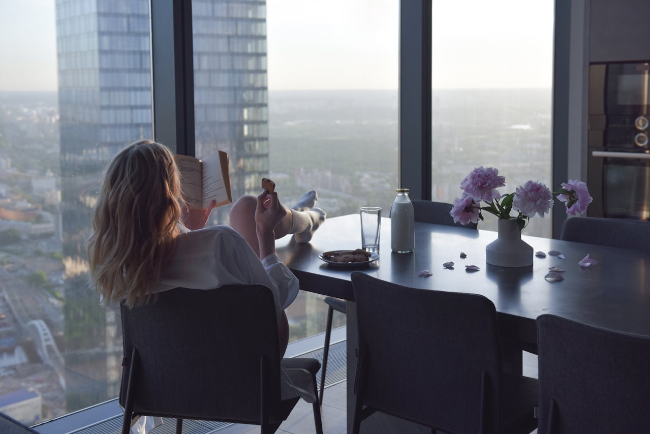 Inwestycja w luksus: Przegląd rynku apartamentów premium w Warszawie